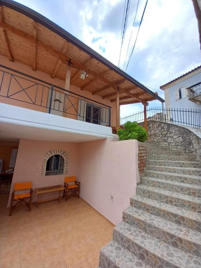 Willa Gkoros House Old Town Himara Zewnętrze zdjęcie