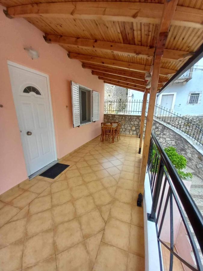 Willa Gkoros House Old Town Himara Zewnętrze zdjęcie